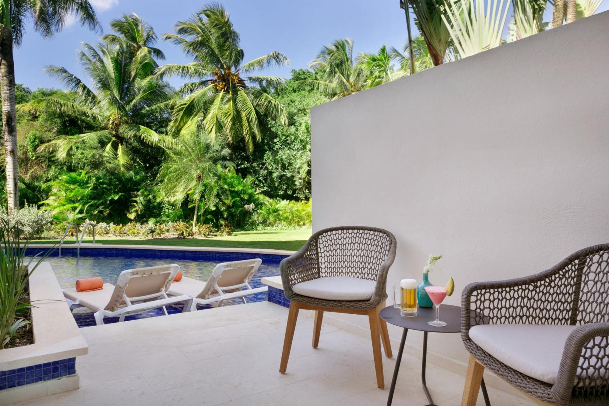 Camera Preferred Club con Accesso Diretto alla Piscina e Vista sul Giardino - 1 Letto King Size